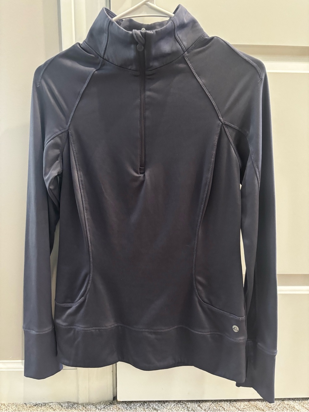 Apana navy athletic top